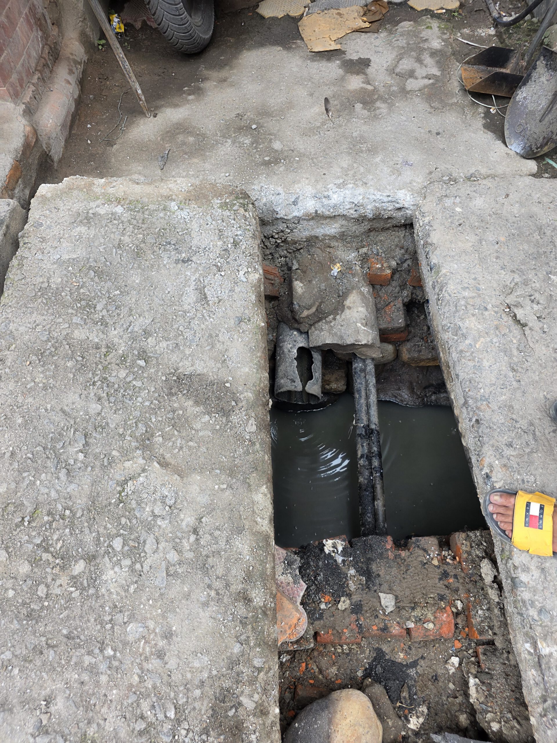 Drainage/Manhole (dhal, mangal) cleaning 6