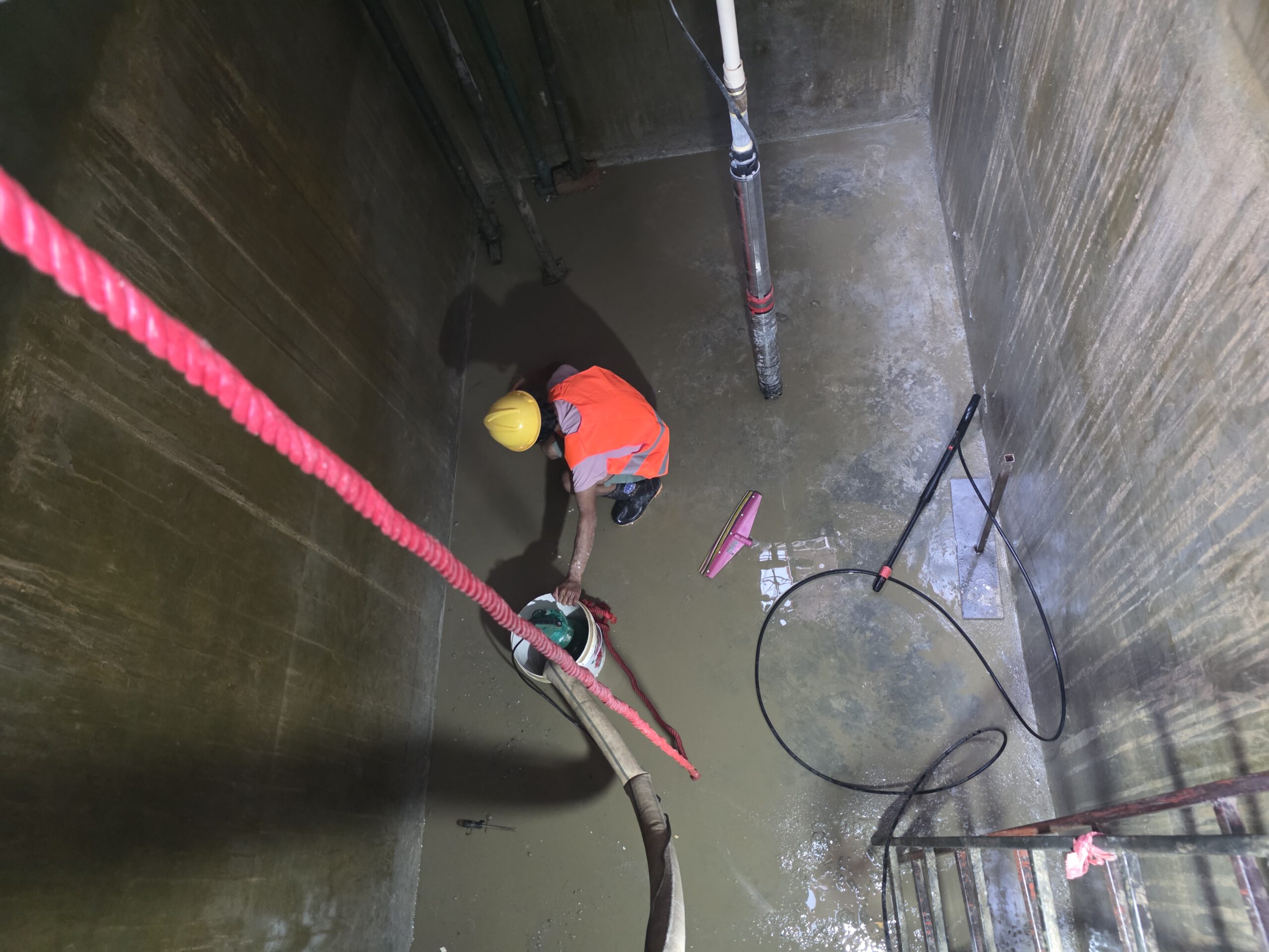 Water Tank Cleaning 4
